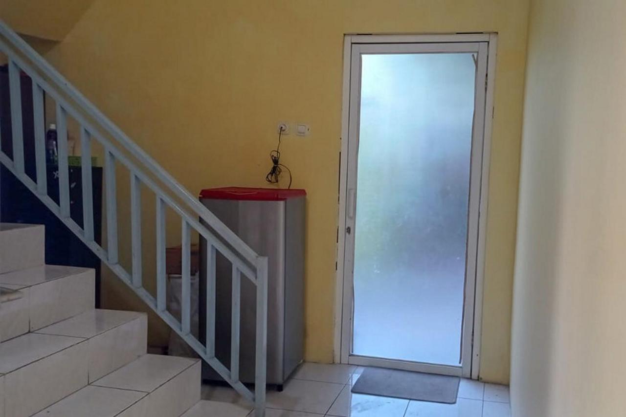 Rama Shinta Homestay Near Gembiral Loka Zoo Redpartner Yogyakarta Exterior foto