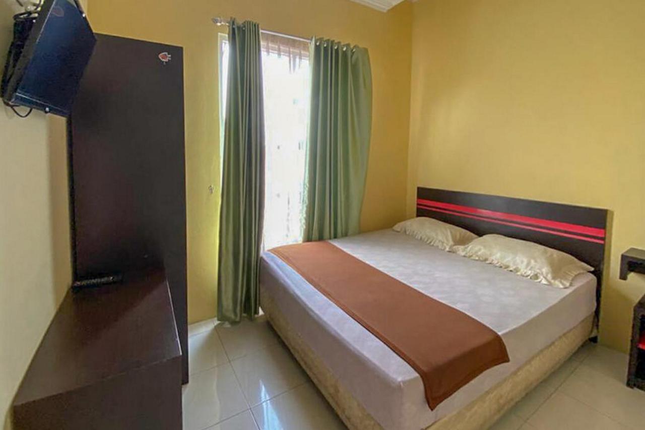 Rama Shinta Homestay Near Gembiral Loka Zoo Redpartner Yogyakarta Exterior foto